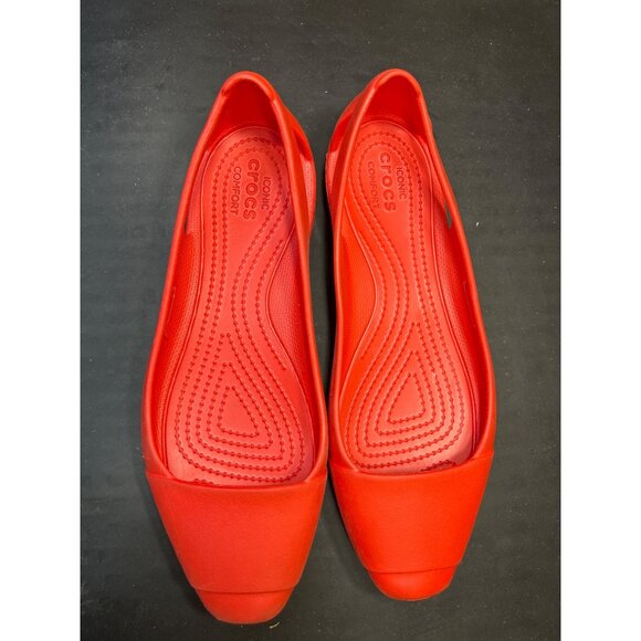 Womens Crocs Red Slingback Flats Size 8 Iconic Comfort Lightweight Casual Shoes - Picture 3 of 7
